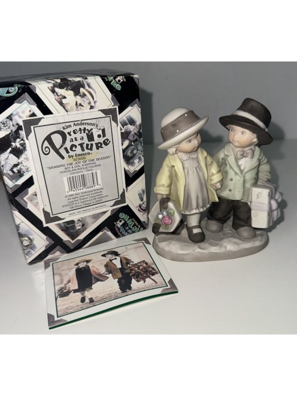 VTG Kim Anderson Pretty As A Picture Figurine Sharing The joy Of The Season 1996